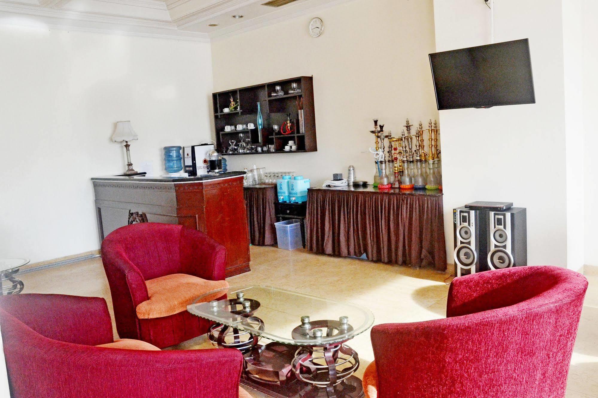 Zen Rooms Sultan Iskandar Muda Surabaya Exterior photo